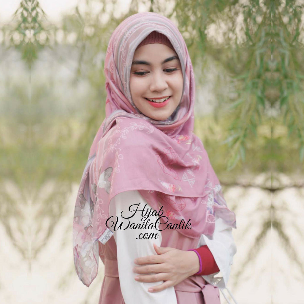 Hijab Tutorial Pashmina Segiempat Aurum Original by Hijab Wanita Cantik