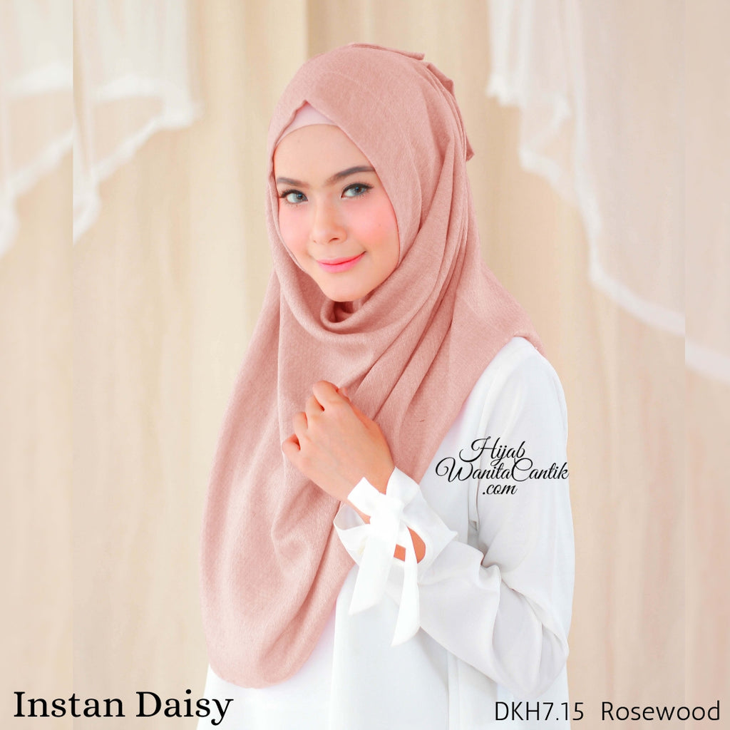 Hijab Tutorial Instan Daisy Original by Hijab Wanita Cantik