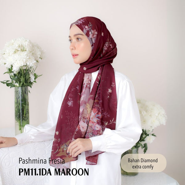 [DISKON AMBYAR] Last Stock Scarf Motif Hijabwanitacantik Series Hijab Kerudung Printing Motif