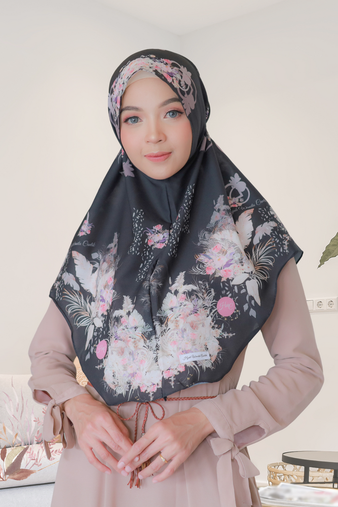 [ BUY 3 GET 1 FREE ] Hijab Instan Baiti Emily - BM45.88 Black