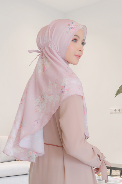 [ BUY 3 GET 1 FREE ] Hijab Instan Baiti Emily - BM45.98 Silky Pink