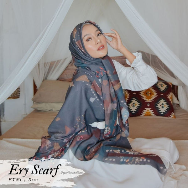 [DISKON AMBYAR] Last Stock Scarf Motif Hijabwanitacantik Series Hijab Kerudung Printing Motif