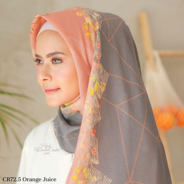 Segiempat Citrus Scarf - CR72.5 Orange Juice
