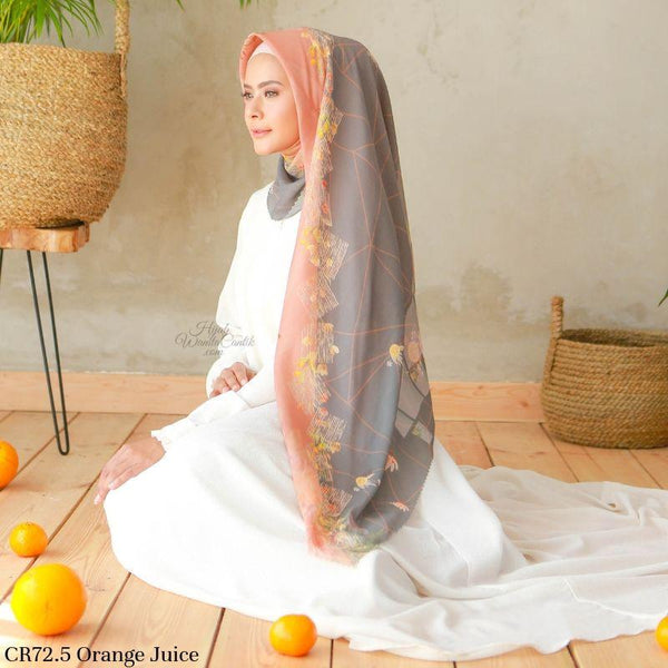 Segiempat Citrus Scarf - CR72.5 Orange Juice