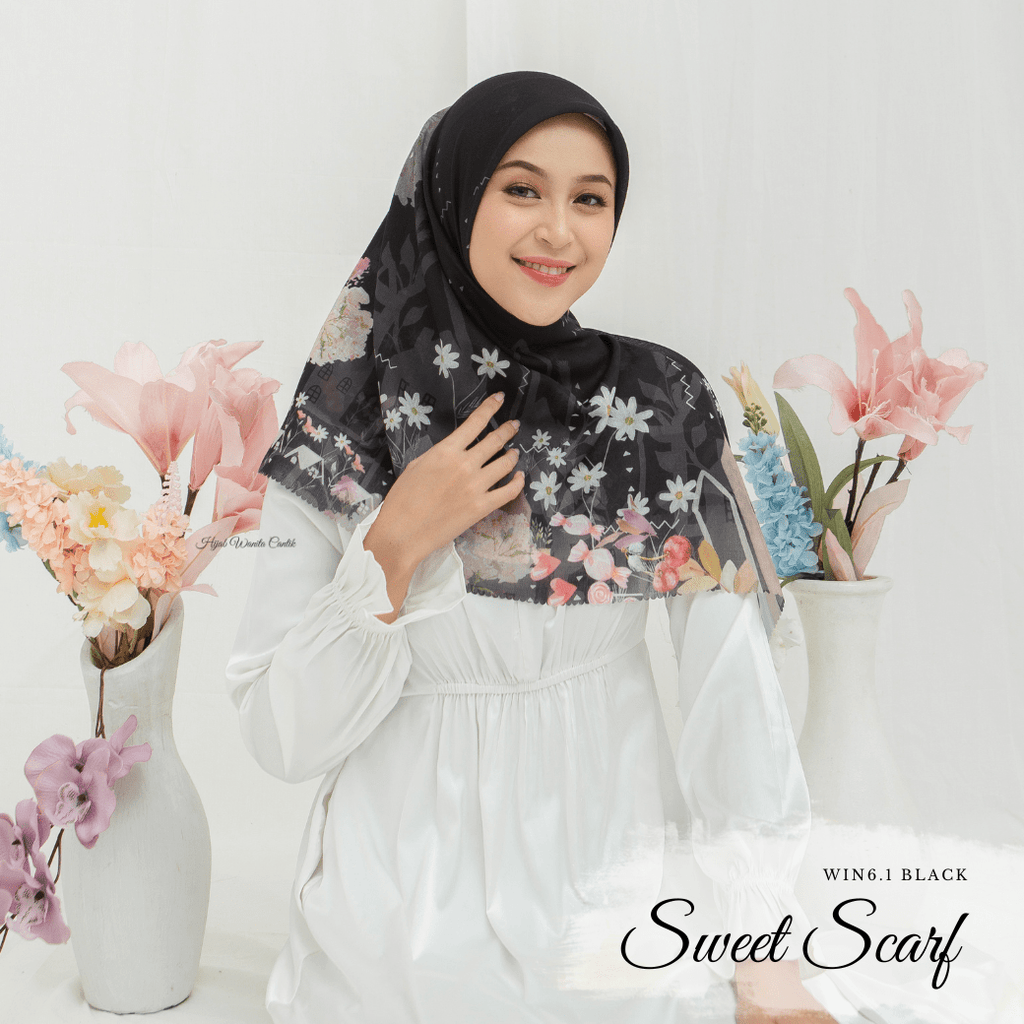 [ BUY 3 GET 1 FREE HIJAB ] Sweet Scarf - WIN6.1 Black